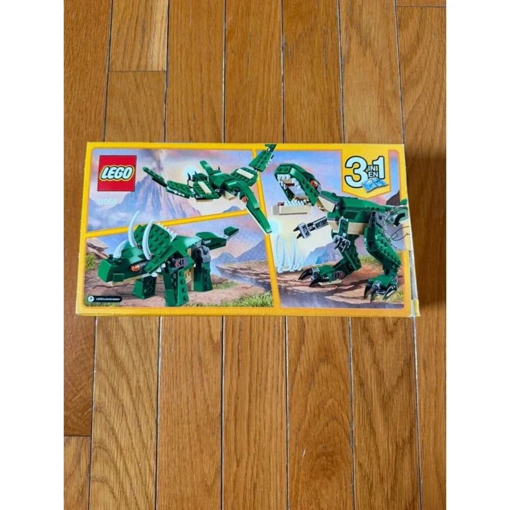 2 Lego Creator Sets 31116 Safari TreeHouse 31058 Mighty Dinosaurs
